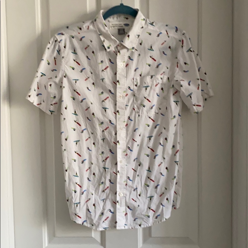 Boys Old Navy surfer shirt